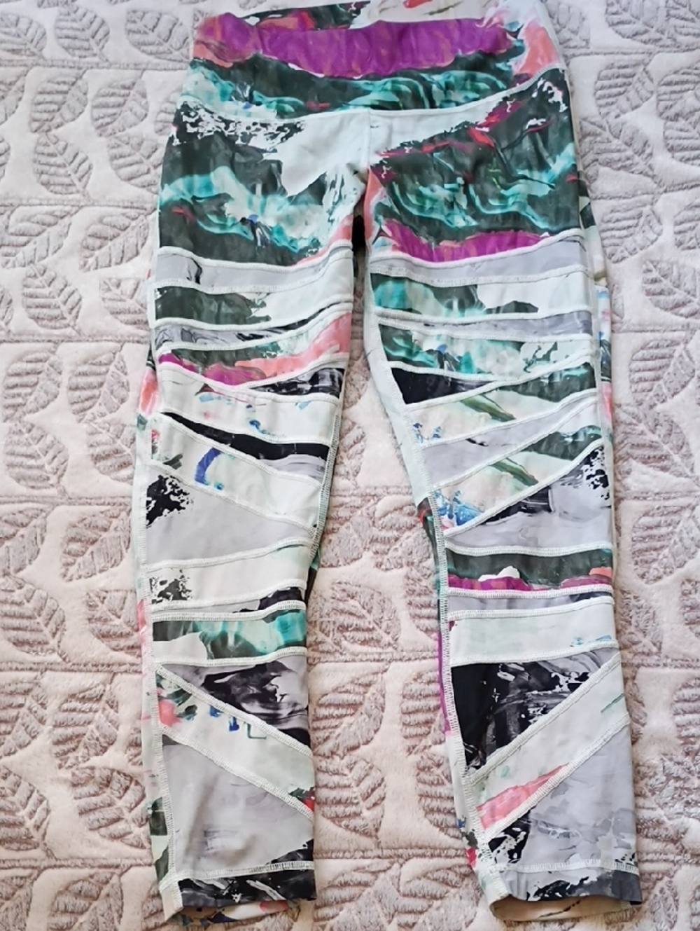 Lululemon Pigment Wave